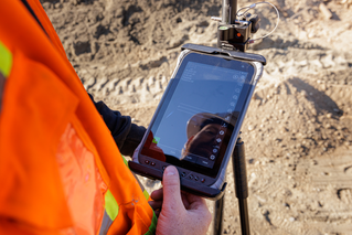 Topcon MC-Mobile A Advanced Service application photos