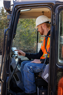 Topcon MC-Mobile A Advanced Service application photos