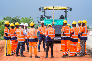 3D-MC Asphalt Paving INZAG Ghana (13)