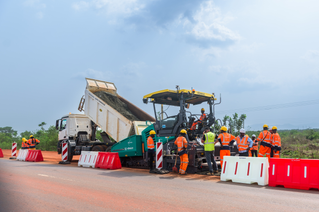 3D-MC Asphalt Paving INZAG Ghana (14)
