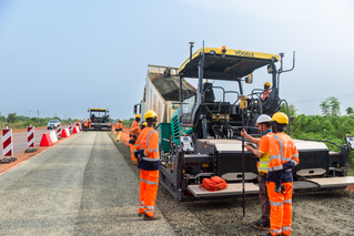3D-MC Asphalt Paving INZAG Ghana (16)