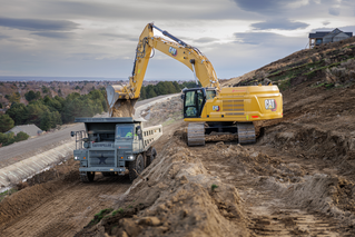 MC-Max CAT Next Gen Ex (352) and Dozer (D6) - #06