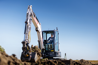 MC-Mobile South Platte Septic (Bobcat Mini-Ex Engcon) #08